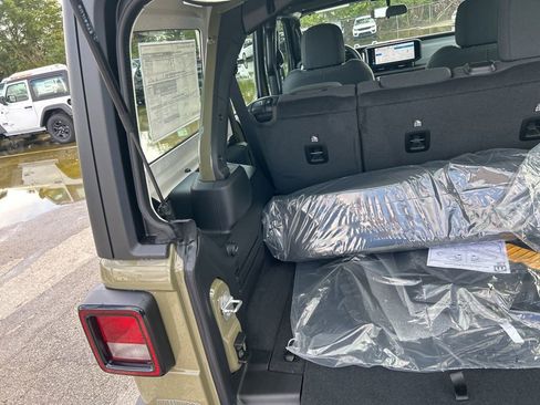 New 2026 Jeep Wrangler Sport image 30
