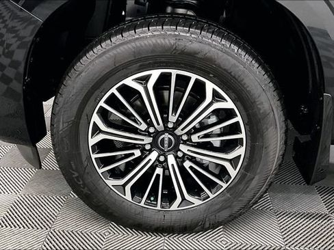 New 2026 Nissan Armada Platinum AWD/4WD image 13