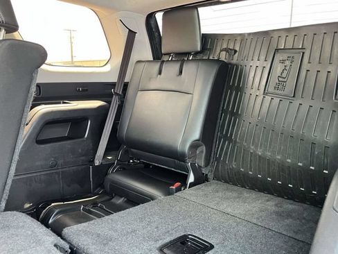 Used 2016 Toyota 4Runner SR5 Premium AWD/4WD image 17