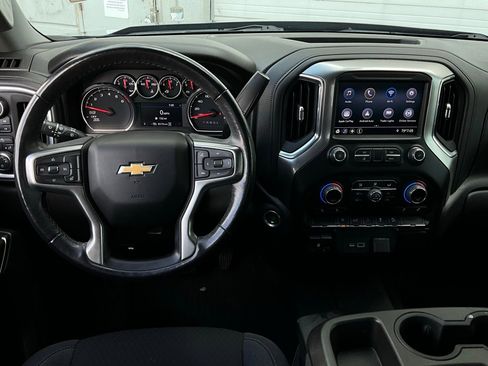 Used 2021 Chevrolet Silverado 1500 LT w/ Z71 Off-Road Package image 16