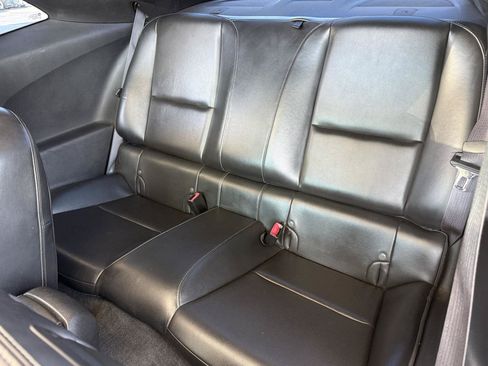 Used 2010 Chevrolet Camaro SS RWD image 13