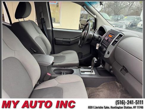 Used 2012 Nissan Xterra S image 25