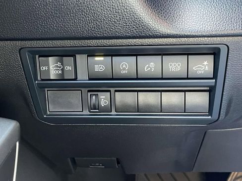 Used 2025 Toyota Tundra SR5 w/ SR5 Convenience Package image 25