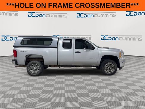 Used 2013 Chevrolet Silverado 2500 W/T AWD/4WD image 9