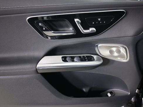 Used 2026 Mercedes-Benz GLC 300 4MATIC image 10