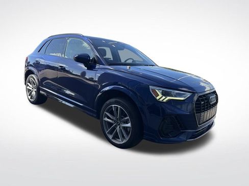 Used 2022 Audi Q3 2.0T Premium Plus AWD/4WD image 2