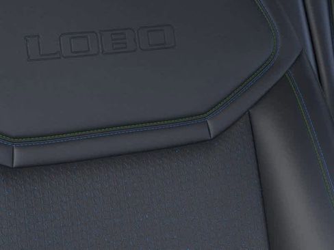 New 2025 Ford Maverick Lobo image 17