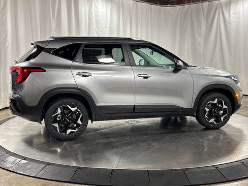 New 2026 Kia Seltos EX AWD/4WD image 9