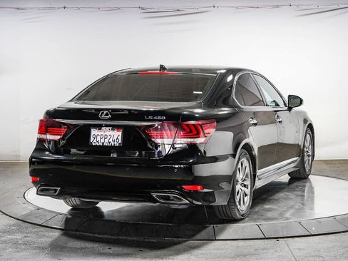 Used 2016 Lexus LS 460 w/ Comfort Package RWD image 4
