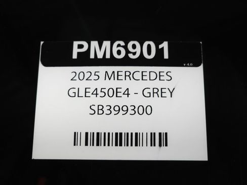 Used 2025 Mercedes-Benz GLE 450e 4MATIC image 39