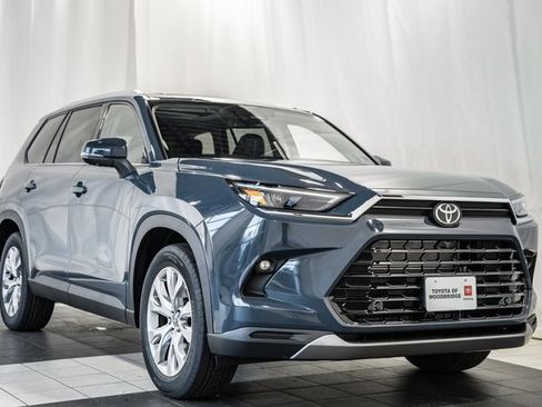 New 2026 Toyota Grand Highlander Limited image 1