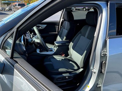 Certified 2026 Chevrolet Blazer LT FWD image 17