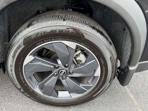 Certified 2026 Nissan Rogue SV FWD image 7