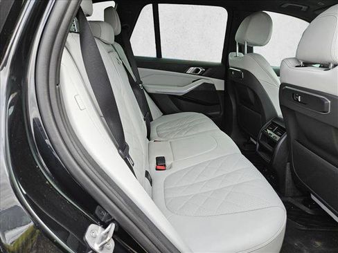 Used 2024 BMW X5 sDrive40i w/ Parking Assistance Package RWD image 16