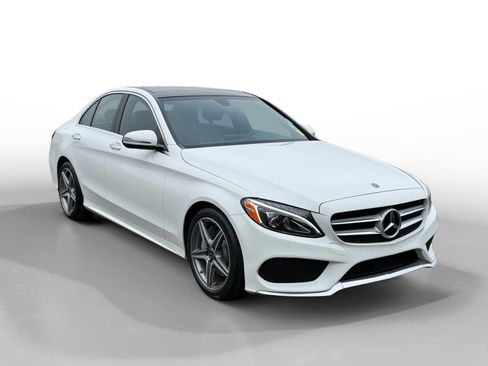 Used 2018 Mercedes-Benz C 300 Sedan image 7