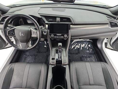 Used 2018 Honda Civic Sport Touring image 9