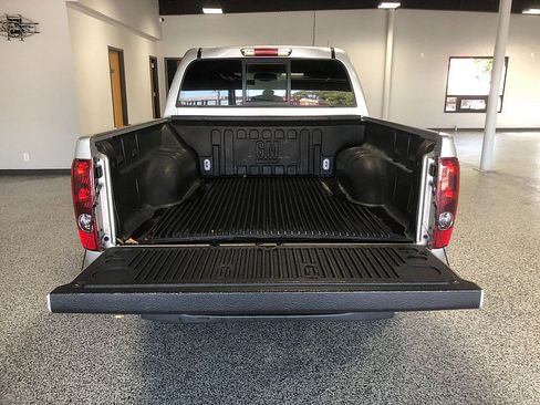 Used 2011 Chevrolet Colorado LT AWD/4WD image 18