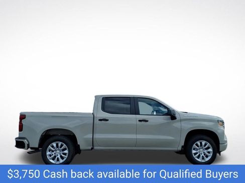 New 2026 Chevrolet Silverado 1500 Custom RWD image 2