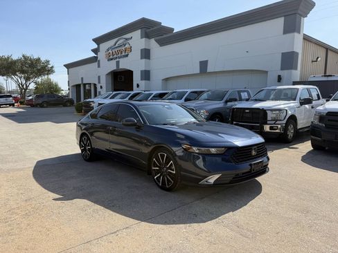 Used 2023 Honda Accord Touring image 40