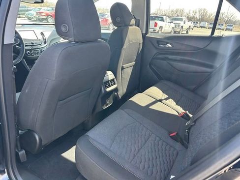 Used 2021 Chevrolet Equinox LT image 12