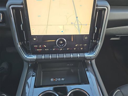 New 2026 GMC Yukon Elevation image 25