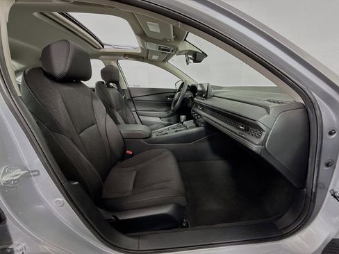 Certified 2023 Honda Accord EX image 25