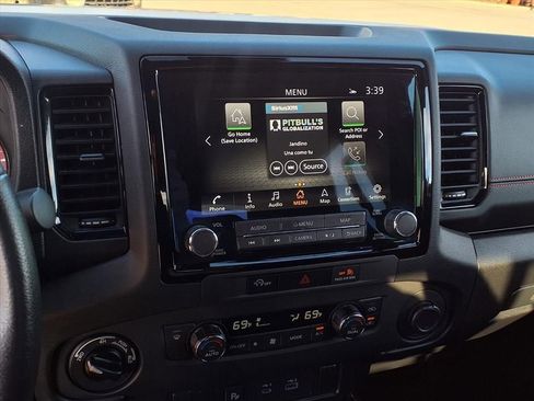 Used 2024 Nissan Frontier PRO-4X w/ Technology Package image 8