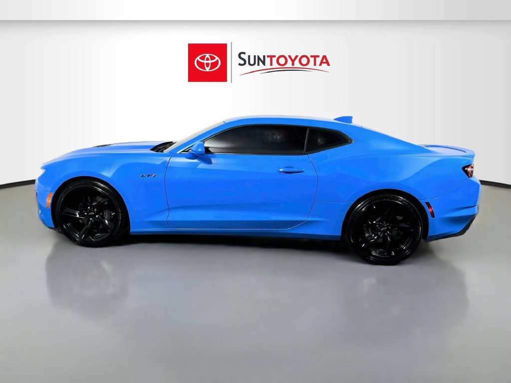 Used 2022 Chevrolet Camaro LT w/ RS Package RWD image 7