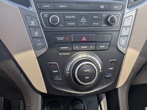 Used 2017 Hyundai Santa Fe Limited w/ Cargo Package AWD/4WD image 24