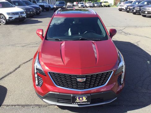 Used 2019 Cadillac XT4 Premium Luxury AWD/4WD image 5