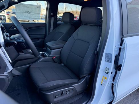 New 2026 GMC Canyon Elevation w/ Convenience Package image 12