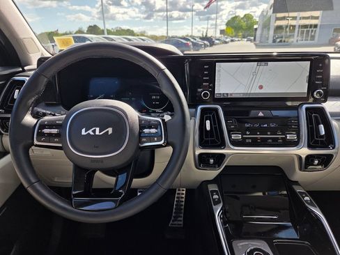Used 2023 Kia Sorento SX Prestige AWD/4WD image 13