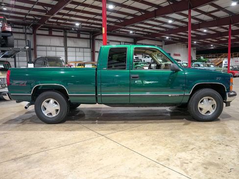 Used 1997 Chevrolet Silverado 1500 4x4 Extended Cab image 10