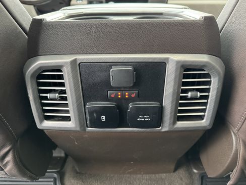 Used 2020 Ford F150 Limited w/ Trailer Tow Package image 35