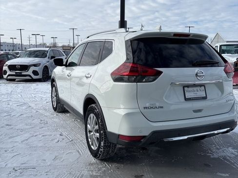 Used 2019 Nissan Rogue SV image 7
