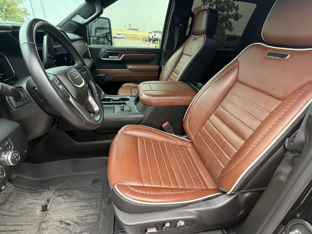 Used 2025 GMC Sierra 2500 Denali Ultimate AWD/4WD image 23