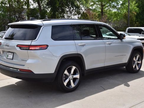 Used 2021 Jeep Grand Cherokee L Limited AWD/4WD image 7