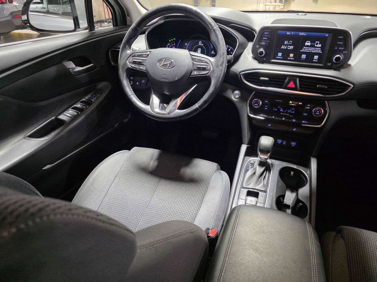 Used 2020 Hyundai Santa Fe SEL w/ Convenience Package FWD image 16