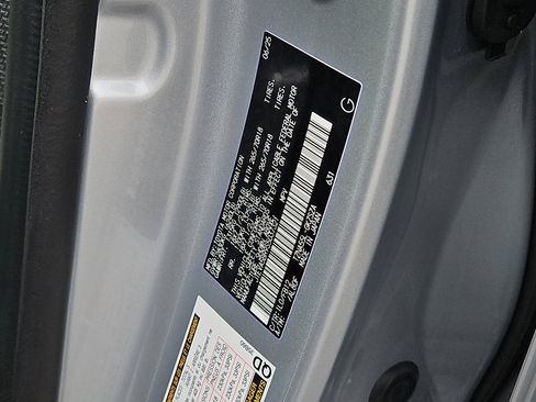 Used 2025 Toyota 4Runner TRD Off-Road image 26