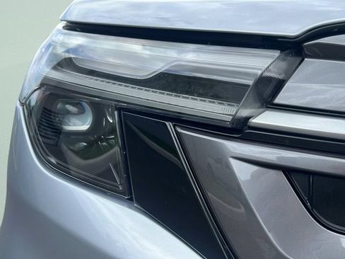 Used 2025 Subaru Forester Limited AWD/4WD image 26