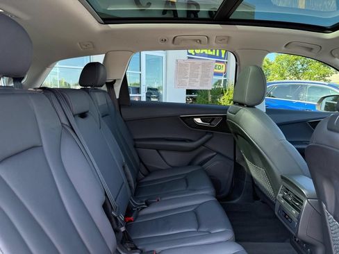Used 2023 Audi Q7 2.0T Premium w/ Convenience Package AWD/4WD image 10
