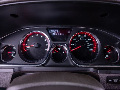 Used 2014 GMC Acadia Denali AWD/4WD image 25