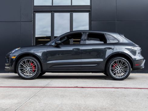 New 2026 Porsche Macan S image 2