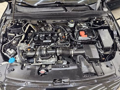 Used 2018 Honda Accord Sport image 40