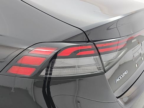 Used 2024 Honda Accord LX image 32