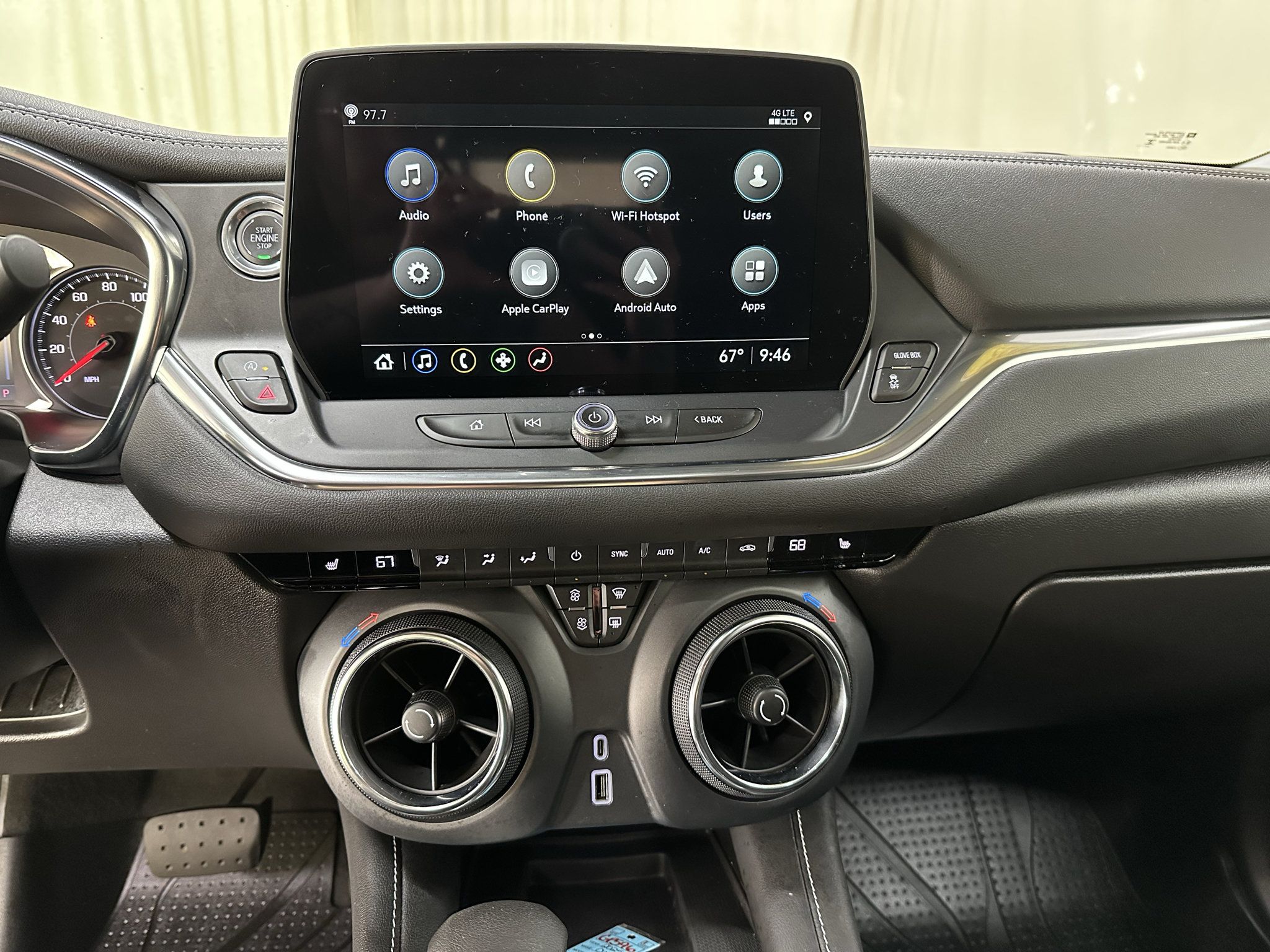 Certified 2025 Chevrolet Blazer LT w/ Convenience Package FWD image 35