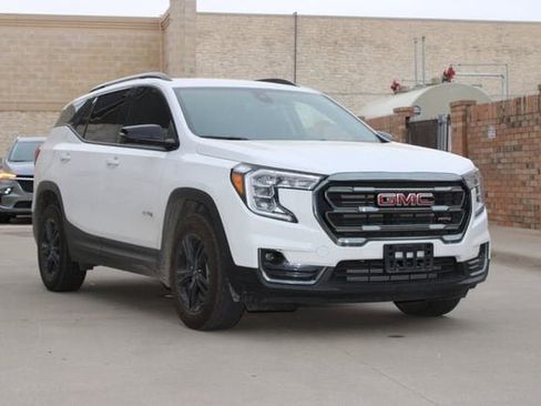 Used 2024 GMC Terrain AT4 w/ Infotainment Package II image 2