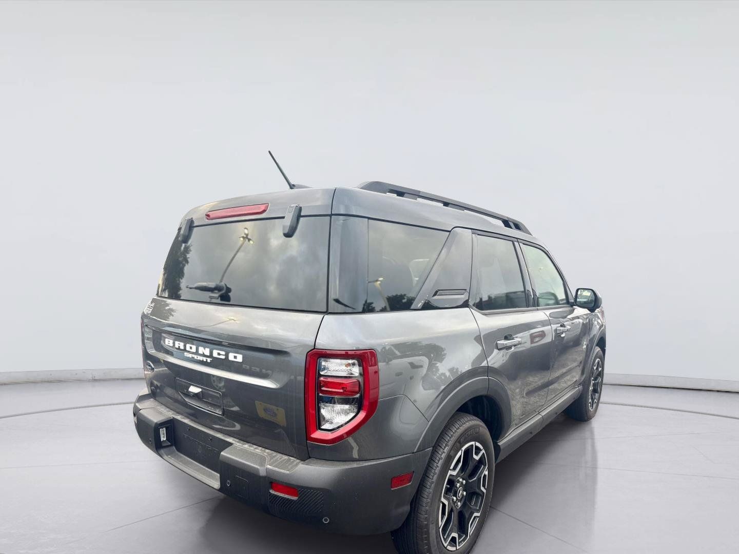 New 2026 Ford Bronco Sport Outer Banks AWD/4WD image 4
