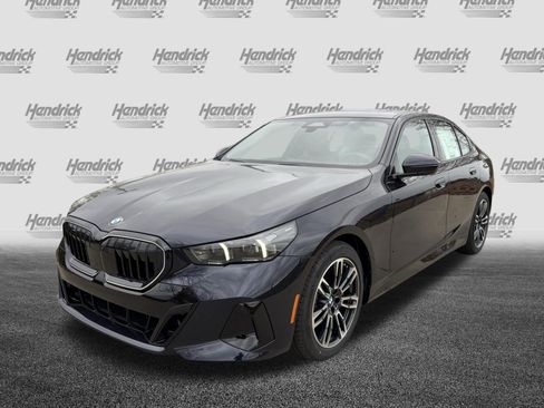 Certified 2026 BMW 530i w/ M Sport Package RWD image 5