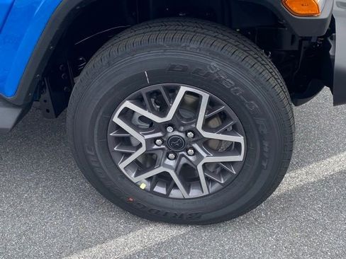 New 2026 Jeep Wrangler Unlimited Sahara AWD/4WD image 11